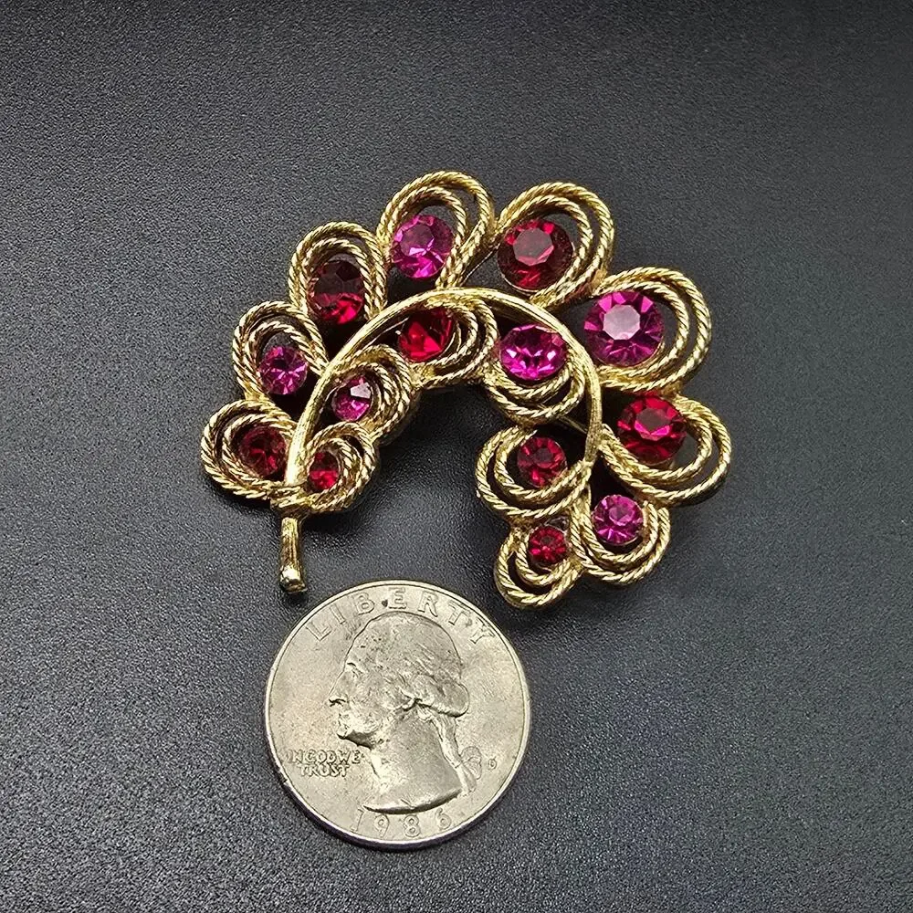 Pink Rhinestone Leaf Brooch Gold TOne VIntage Glam Costume Jewelry